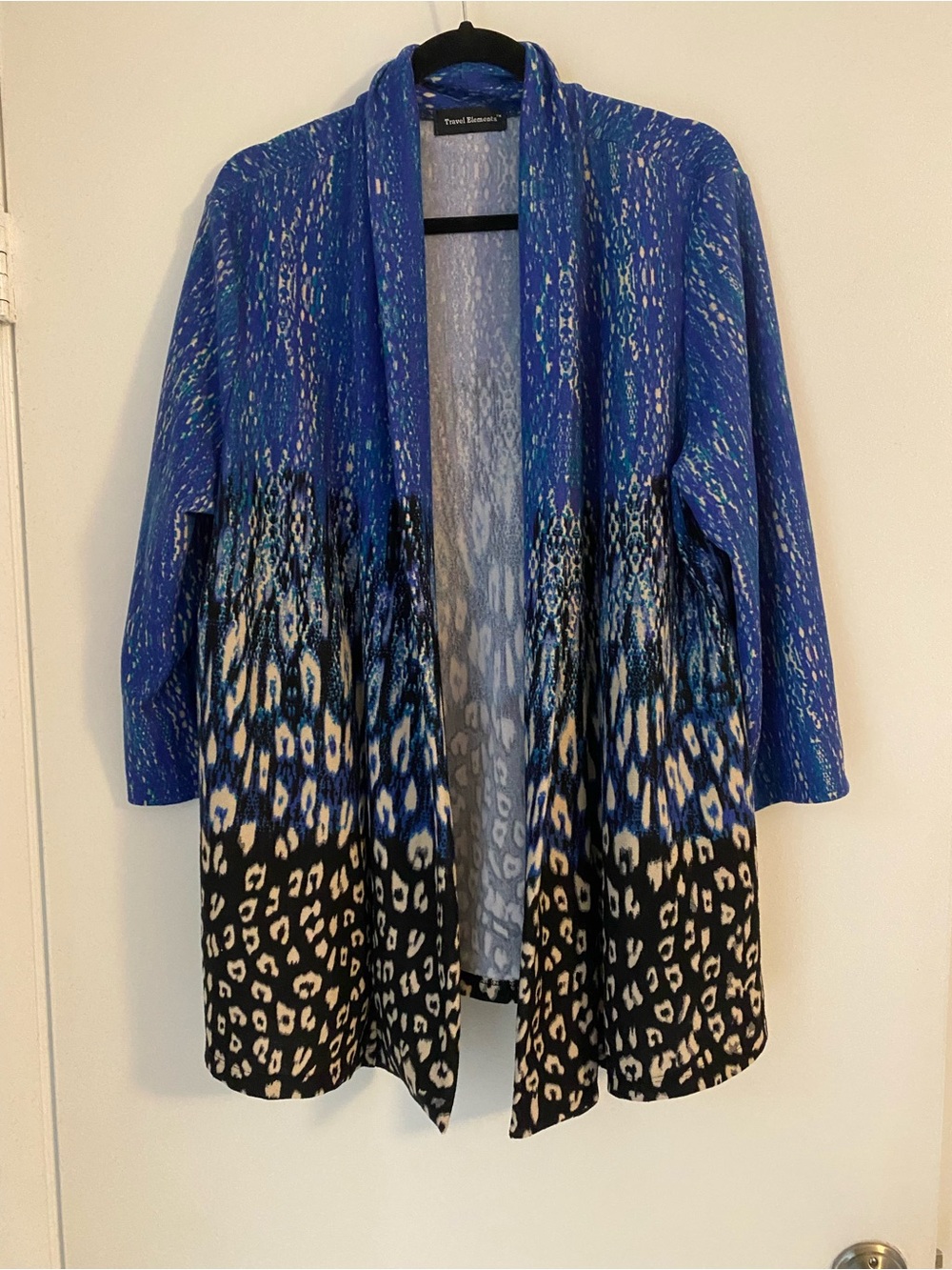 Travel Elements Blue Black Cream Patterned Open-Front Cardigan